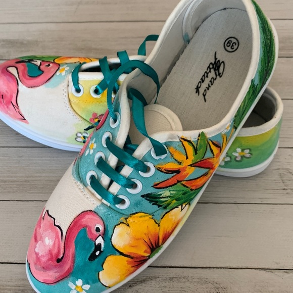 Hand painted Shoes Flamingo Hand Painted Tennis Shoe Design Size 6